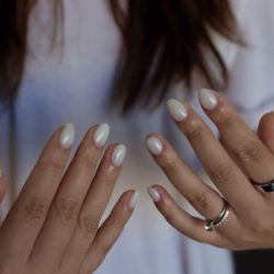 L2 Nail Salon