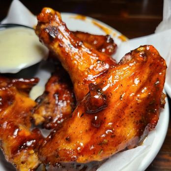 Stone & Rail - Gastropubs Near Me - Glen Rock, New Jersey