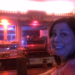 Maple Lawn Hotel - Cool vintage bar.
