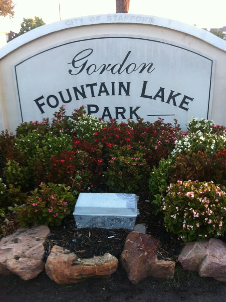 FOUNTAIN LAKE PARK Updated September 2024 12 Photos Fountain Lake Dr, Stafford, Texas