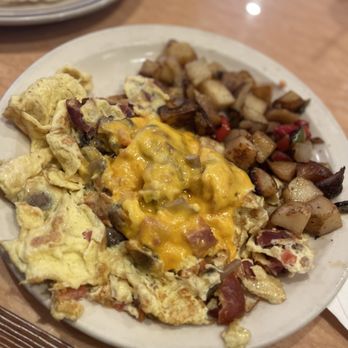 Mo's Egg House - *Country Scramble - Breakfast & Brunch Near Me - Temecula, California Mo's Egg House - *Country Scramble - Breakfast & Brunch Near Me - Temecula, California