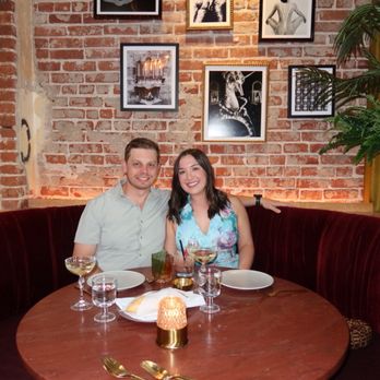Le Coq - Dinner booth - French Near Me - La Jolla, California