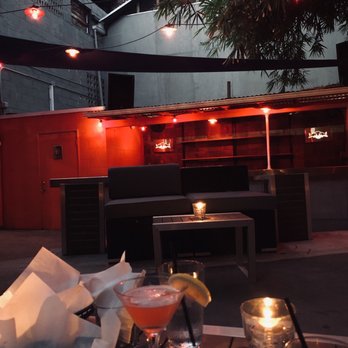 Bar 35 - Bars Near Me - Honolulu, Hawaii