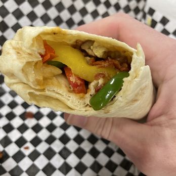 Dylan's Drive-Inn - New American Near Me - Kaysville, Utah