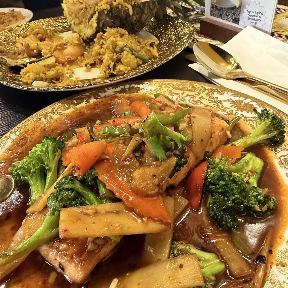 Tha Siam Bistro - Stir fry salmon - my fav! - Thai Near Me - Midvale, Utah Tha Siam Bistro - Stir fry salmon - my fav! - Thai Near Me - Midvale, Utah