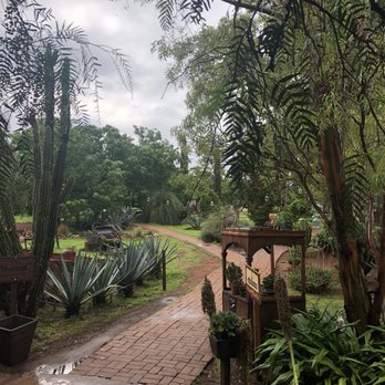 Tierra de Alonzo - Step out into a charming farm yard. - Wineries Near Me - El Blanco, QUE