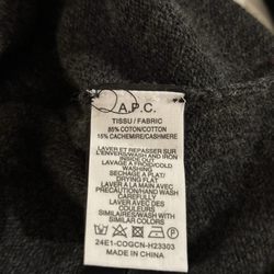 Tina's Tailors & Alterations - Loose stitching