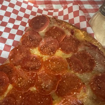 Bernillo's Pizzeria & Subs - Pizza Near Me - Fort Bragg, California