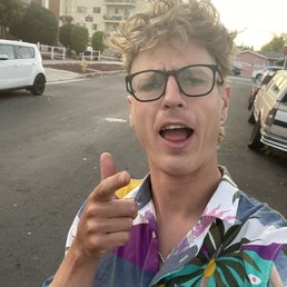 With 0 effort in styling, hair still on fleek. Thanks Pedro!