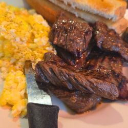 TJ's Food & Spirits - Happy Saturday to me!! Steak tips on point today!!!!!