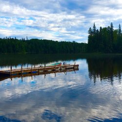 Island View Camp - Dock on Dog Lake