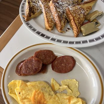 Kaua’i Diner - French toast - Breakfast & Brunch Near Me - Lihue, Hawaii
