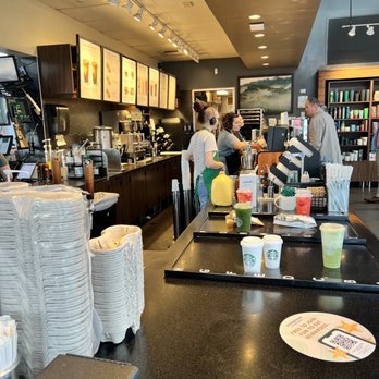 Starbucks - customers working in a coffee shop - Coffee & Tea Near Me - Oak Ridge, Tennessee Starbucks - customers working in a coffee shop - Coffee & Tea Near Me - Oak Ridge, Tennessee