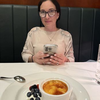 801 Chophouse - The caramel Creme Brulee - Steakhouses Near Me - Des Moines, Iowa