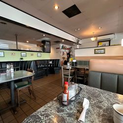 Shelly's - The interior, showing the front desk in the background