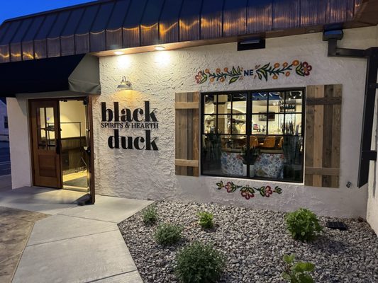 Black Duck Spirits & Hearth by null