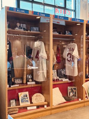 Royal Rooters Club by null