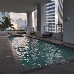 Yotel Miami - Pool