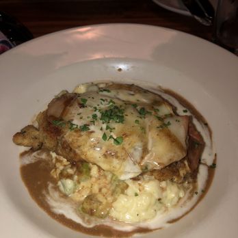 Hennen's - Steakhouses Near Me - Chattanooga, Tennessee Hennen's - Steakhouses Near Me - Chattanooga, Tennessee