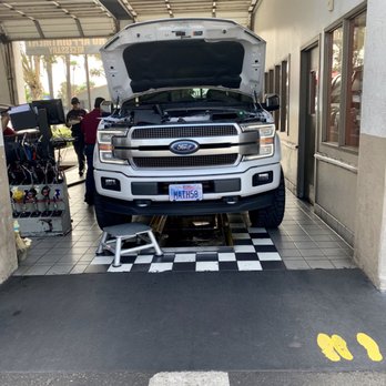 Jiffy Lube - Auto Repair Near Me - Carlsbad, California Jiffy Lube - Auto Repair Near Me - Carlsbad, California