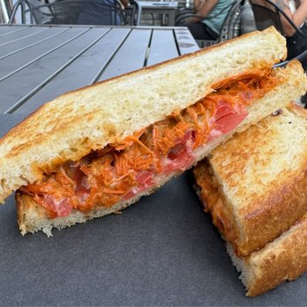 Global Brew Tap House - New Delhi Grilled Cheese - New American Near Me - Schaumburg, Illinois