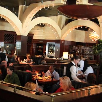 Houston's Restaurant - Houston's indoor - New American Near Me - Irvine, California Houston's Restaurant - Houston's indoor - New American Near Me - Irvine, California