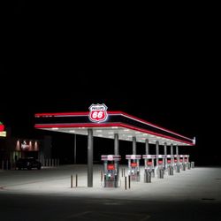 Phillips 66 - 16 Pumps