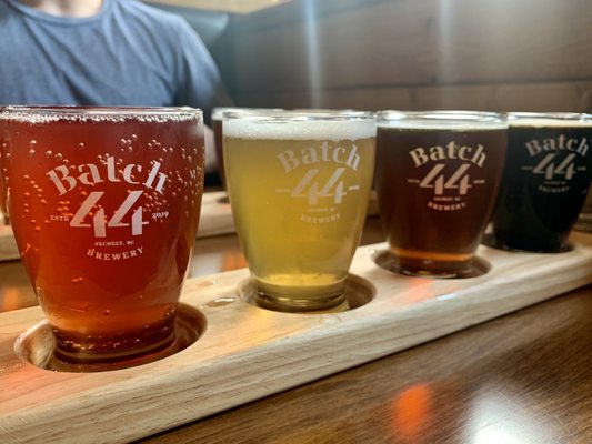 Batch 44 Brewery and Kitchen by null
