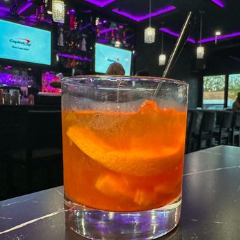 Prime 623 - The Old 623 - Bars Near Me - Brooklyn, New York