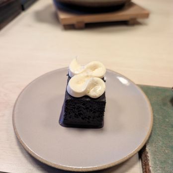 Tare - Ube tres leches - Sushi Bars Near Me - Austin, Texas