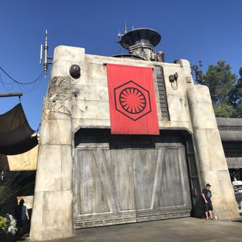 Star Wars: Galaxy's Edge - Amusement Parks Near Me - Anaheim, California