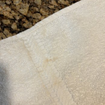 Phoenix VI - Stained bath towel - Hotels Near Me - Orange Beach, Alabama