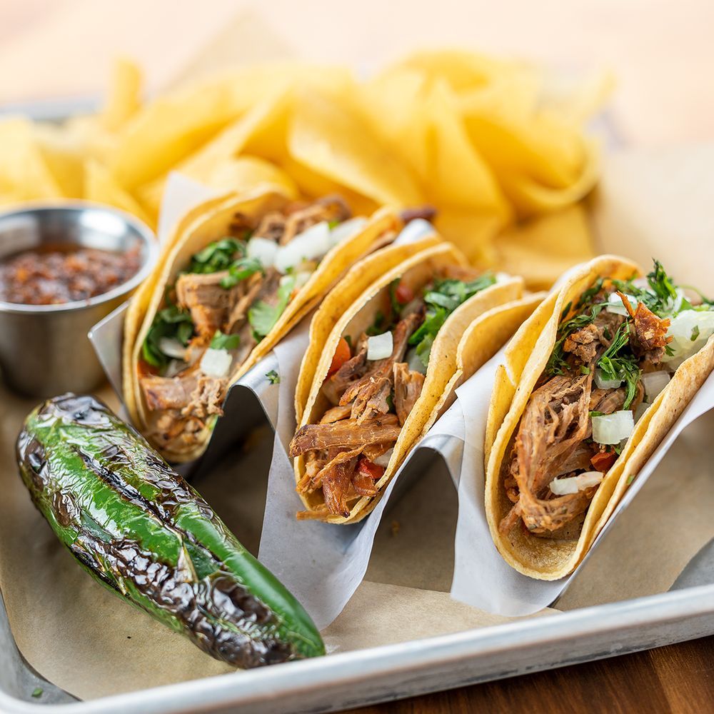 TWIN PEAKS 201 Photos & 272 Reviews 18310 N Fwy, Shenandoah, TX Yelp