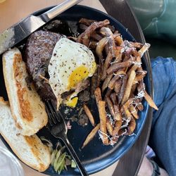Jobos - Meat stack with egg