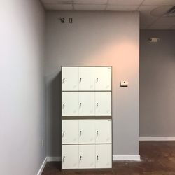 Salis Halotherapy - Lockers for clients to lock up their belongs during their treatments