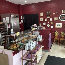 Dessert case Dessert case