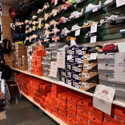 Avanti Sports - Lots of inventory