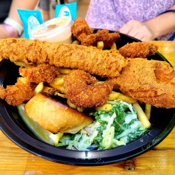 Pacifico Charbroiled Fish - Fish & Shrimps $14.25 (07/01/21). @PacificoCF1 #NorthHollywood #FoodTruck #Seafood #Fish #FoodPorn - Food Trucks Near Me - Sherman Oaks, California