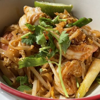 Lung Yai Thai Tapas - Pad Thai - Tapas/Small Plates Near Me - Miami, Florida Lung Yai Thai Tapas - Pad Thai - Tapas/Small Plates Near Me - Miami, Florida