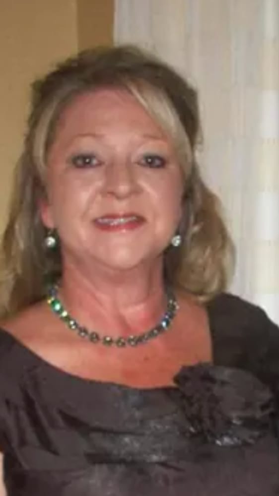 DAWN SIMPSON 805 N Main St, Mount Airy, North Carolina Real Estate