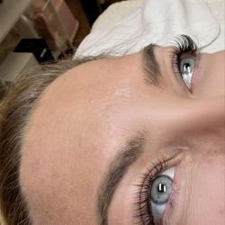 Luxy Lash & Brows - Classic Light set