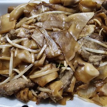 Sampan Cafe - Dry beef chow fun... tasty!!! - Dim Sum Near Me - Alexandria, Virginia