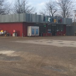 Backroads Food and Fuel - Outside when we opened