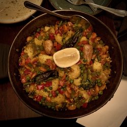 Carmen Bar De Tapas - Paella Vegana £20.95 (vegan paella with veggies and vegan sausage.) Decent.