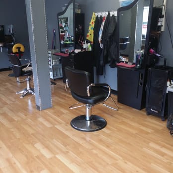 Jami's Cut-N-Up - Hair Salons Near Me - Front Royal, Virginia Jami's Cut-N-Up - Hair Salons Near Me - Front Royal, Virginia