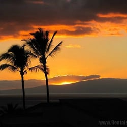 Rentals Maui - Gorgeous Maui sunset.