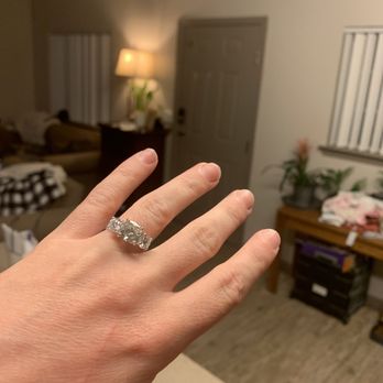 Knutson Jewelers  - Jewelry Near Me