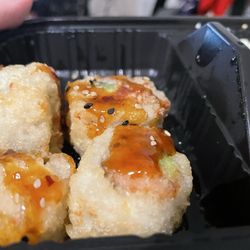 Roll Masters - General Tsos Sushi