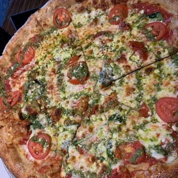 Mellow Mushroom Wesley Chapel - Pizza Near Me - Lutz, Florida