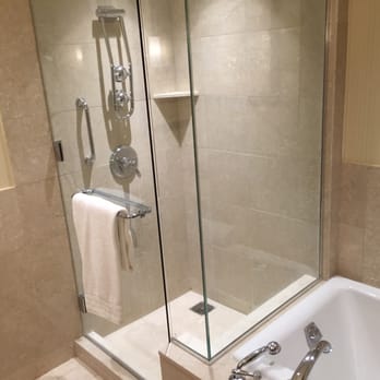 Conrad Indianapolis - Shower in Conrad Indianapolis - Hotels Near Me - Indianapolis, Indiana Conrad Indianapolis - Shower in Conrad Indianapolis - Hotels Near Me - Indianapolis, Indiana